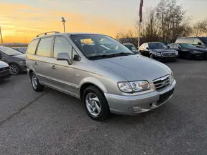 Hyundai Trajet 2.0 GLS 7-Sitzer AHK Tempomat MFA Euro4 Bild 3