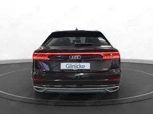 Audi Q8 50 TDI qu. AHK LED LM 21" Navi RFK ACC Leder Bild 5