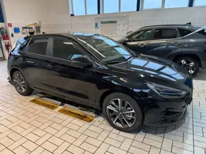 Hyundai i30 Advantage Beschädigt Motor läuft