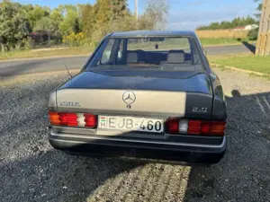 Mercedes-Benz 190 E 2.0 Bild 4