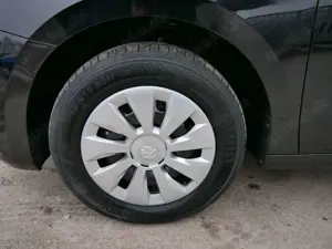 Skoda Fabia Selection 1.0 TSI *PDC-HI*LED*SHZ*NAVI-ÜBER-SMA... Bild 4