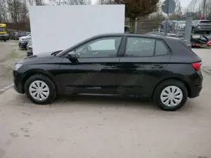 Skoda Fabia Selection 1.0 TSI *PDC-HI*LED*SHZ*NAVI-ÜBER-SMA... Bild 5