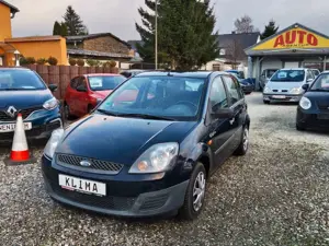 Ford Fiesta TÜV UND SERVICE NEU
