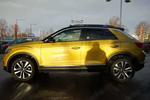 Volkswagen T-Roc 1.5 TSI Style Navi Sitzheizung Kamera ACC Bild 4