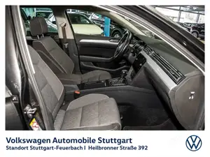 Volkswagen Passat Variant Business 2.0 TDI DSG Navi AHK Bild 4