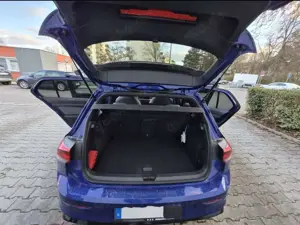 Volkswagen Golf Golf 2.0 TSI OPF DSG R-Line Bild 4