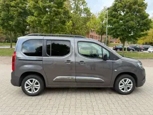 Toyota Proace City ProaceCityVersoDiesel5-Türer1.5D-4D L1 TeamDE Bild 5