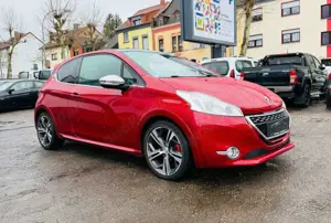Peugeot 208 GTi Navi Panorama Tempomat SHZG PDC