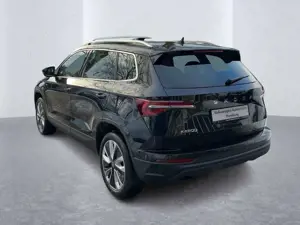 Skoda Karoq 2.0 TDI Drive DSG AHK Standhzg Sitzhzg Bild 3