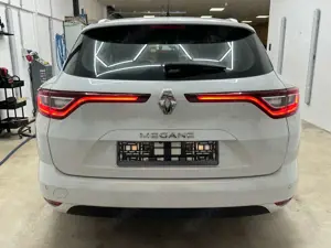 Renault Megane GT 1.2 TCe Business Edition AUTOM.*NAVI*PDC*SHZ* Bild 5