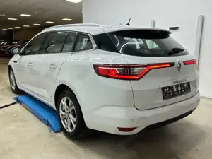 Renault Megane GT 1.2 TCe Business Edition AUTOM.*NAVI*PDC*SHZ* Bild 4