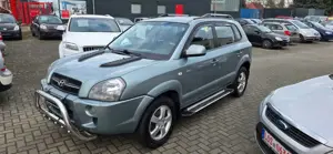 Hyundai TUCSON 2.0 GLS (4WD)