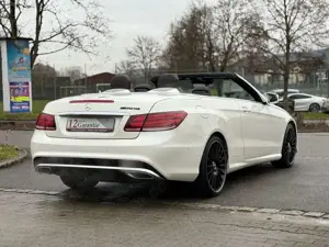 Mercedes-Benz E 400 AMG / Navi / LED Bild 5