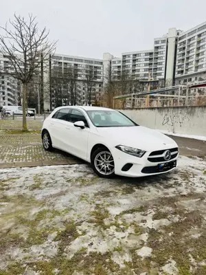 Mercedes-Benz A 220 7G-DCT Style