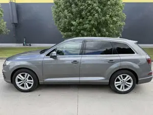Audi Q7 3.0 TDI quattro tiptronic
