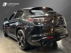 Alfa Romeo Stelvio Veloce Q4 2.2 JTD - AHK - Panoaramadach - 21'' Bild 4