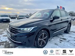 Volkswagen Tiguan 1,5 TSI Move DSG AHK Navi LED ACC Rfk.