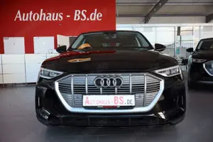 Audi e-tron 55 quattro,PDC,Navi,LED,Panorama,1.Hand Bild 2