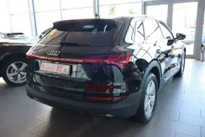 Audi e-tron 55 quattro,PDC,Navi,LED,Panorama,1.Hand Bild 4