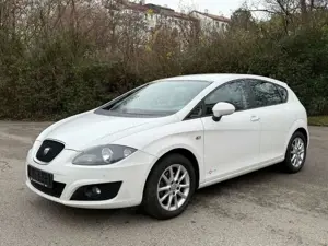 SEAT Leon 1.6 TDI  Style Copa DSG Automatik Navi