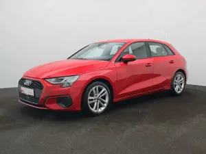 Audi A3 S-Line 35 TFSI S-tronic / AHK, RFK Bild 2