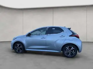 Toyota Yaris Hybrid 1.5 VVT-i Teamplayer Bild 2