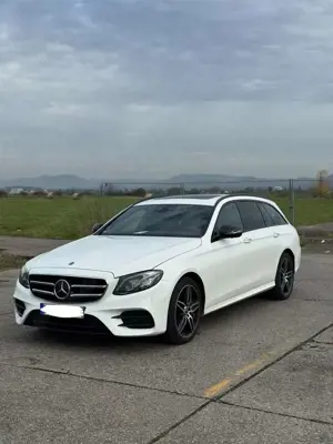 Mercedes-Benz E 400 E 400 d 4Matic (213.223)