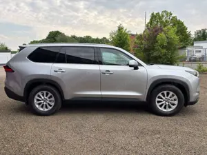 Toyota Highlander Grand Highlander 2.5 Hybrid Luxury AWD Bild 3