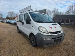 Opel Vivaro 1.9 DTI 6 Sitze Bild 3