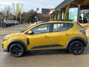 Dacia Sandero Stepway Extreme 1.0 TCe 110 LED NAVI WINTERPAKET K Bild 2