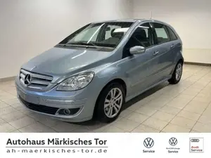 Mercedes-Benz B 200 Automatik AHZV+NAVI+XENON+TEILLEDER