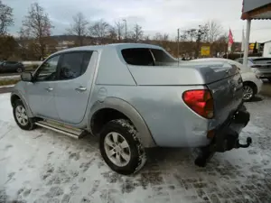 Mitsubishi L200 Intense Doppelkabine 4WD Hardtop, HU/AU 01.2028 Bild 3