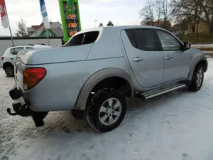 Mitsubishi L200 Intense Doppelkabine 4WD Hardtop, HU/AU 01.2028 Bild 5
