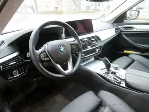 BMW 530 e xDrive Touring Aut Navi/Leder/SHZ/RFK/Temp Bild 5