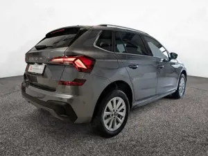 Skoda Kamiq 1.5 TSI Selection NAVI MATRIX KAMERA AC Bild 3