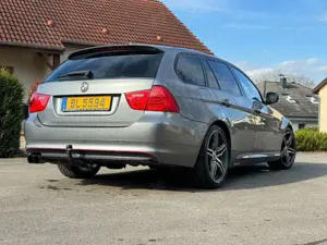 BMW 320 320i Touring