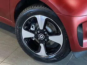 smart forTwo EQ FORTWO PASSION/22KW/EXCL/KAM+EPH/JBL/PAN/SHZ Bild 4