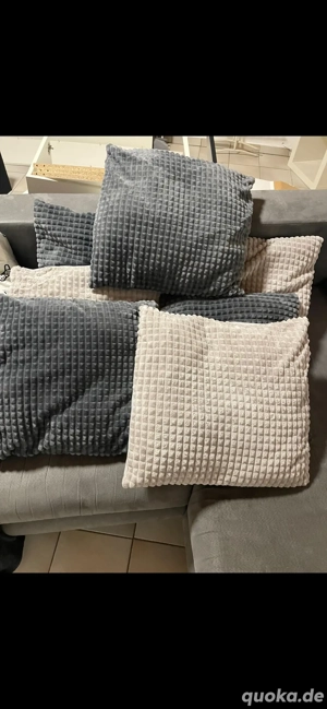 verkauft werden diese Komplett Kissen