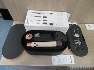 neu Dyson airwrap 