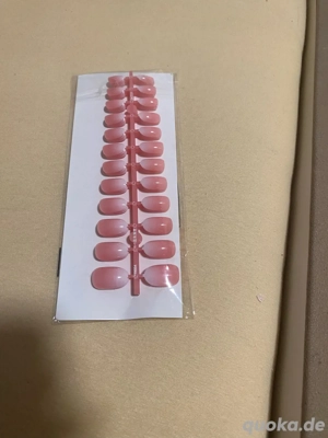 Press on Nails+Fingerschmuck