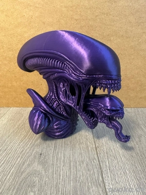 Alien Büste   Sammlerbüste   Deko   detailreich gefertigt