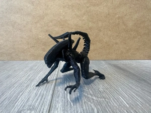 Alien   Dekofigur   Sammlerobjekt   liebevoll gefertigt