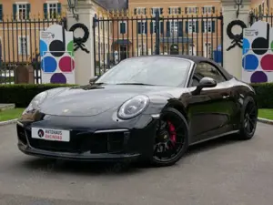 Porsche 911 Carrera 4 GTS Cabriolet ERST 35.600KM!