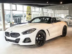 BMW Z4 sDrive20i SPRING DEAL mit 7.630 EUR ERSPARNIS