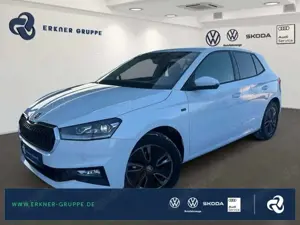 Skoda Fabia 1.0 TSI Tour +SHZ+ACC+AHK+LED+PDC+GRA+BHFS+