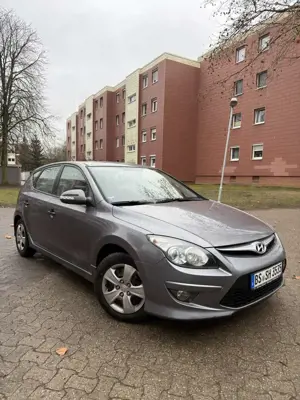 Hyundai i30 Hyundai i30 1.4 Benzin, mit TÜV, Klima