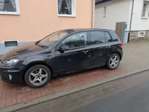 Volkswagen Golf 2.0 TDI Bild 2