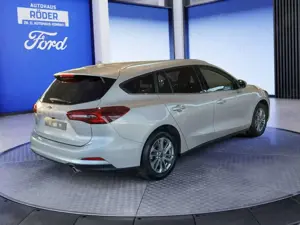 Ford Focus Turnier 1.0 EcoBoost TITANIUM X *ACC*Fahrer-Pk* Bild 5