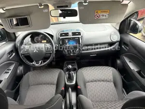 Mitsubishi Space Star Select+ 1.2*NAVI*SHZ*TEMP*MFL*CAM*1HD Bild 5