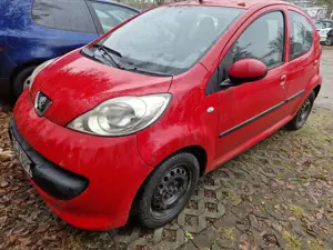 Peugeot 107 107 TÜV 07/2027 * Neuer Auspuff * Winterauto